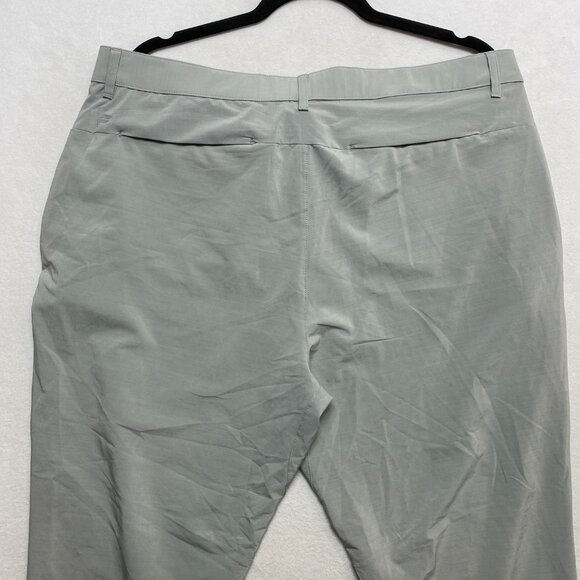 Fabletics Pants Mens XL Gray The Only Pant Slim Performance Chinos Golf NWD - Picture 9 of 10
